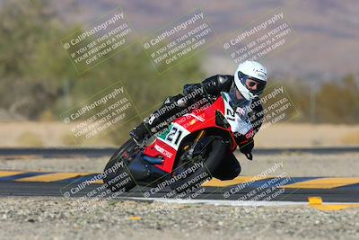 media/Dec-05-2024-Racers Edge (Thu) [[e102e0690b]]/2-A Group/Session 4 (Turn 6)/